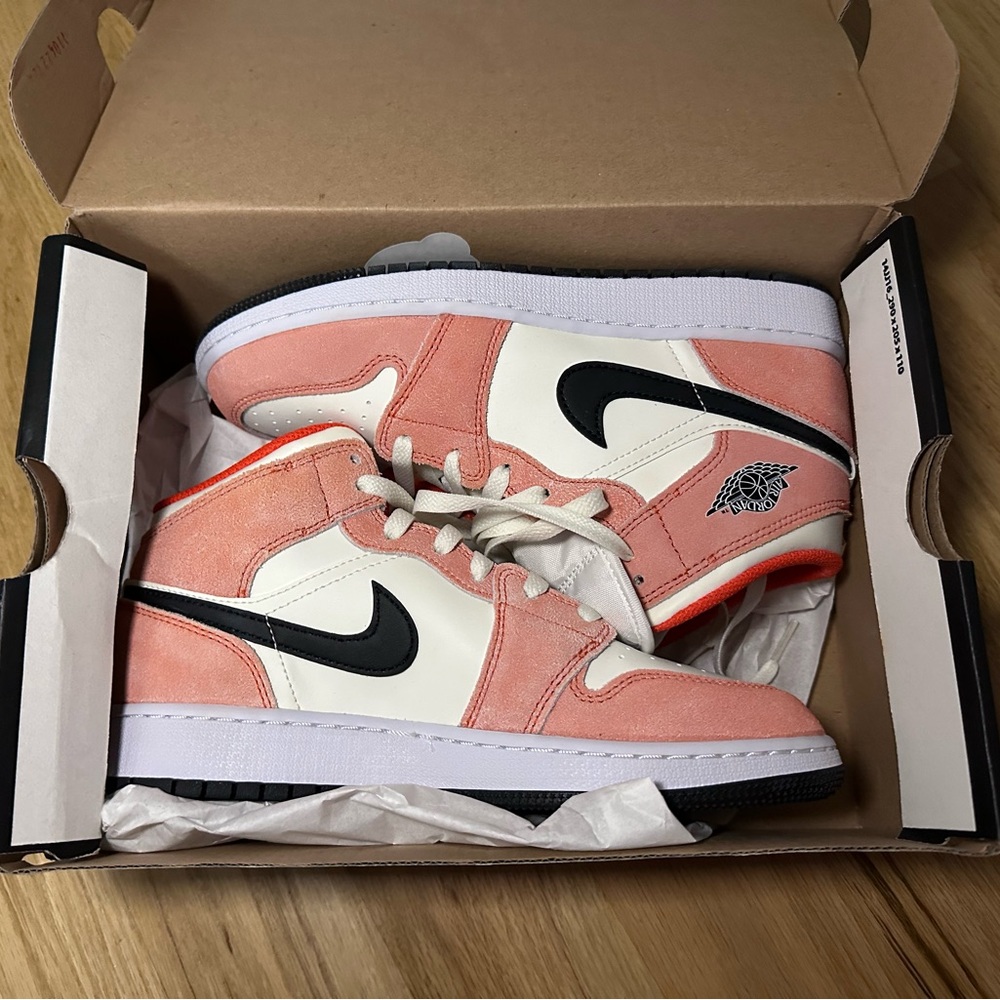 Air Jordan 1 Mid SE (GS)